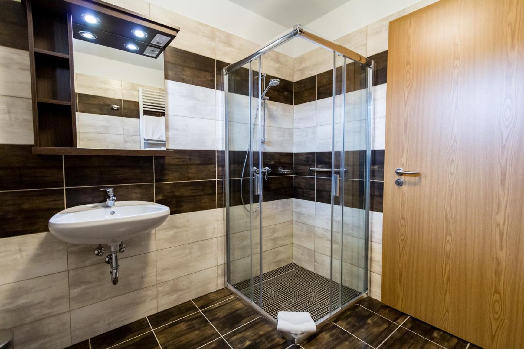 Frisko Panzio Bed & Breakfast Zalakaros Bilik gambar