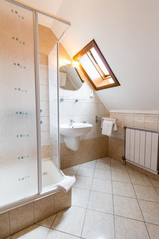Frisko Panzio Bed & Breakfast Zalakaros Luaran gambar