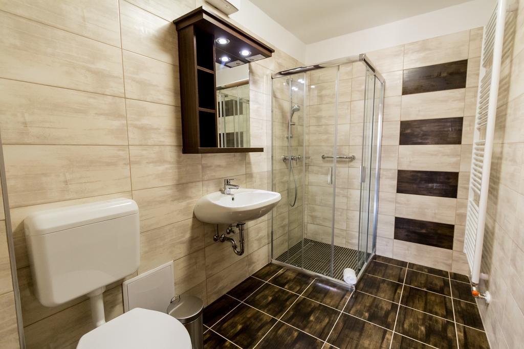 Frisko Panzio Bed & Breakfast Zalakaros Luaran gambar